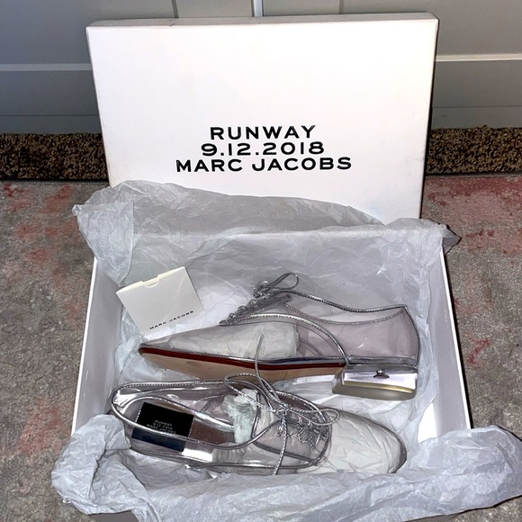 Marc Jacobs Shoes - Marc Jacobs Runway Clear Cinderella Vinyl Shoes